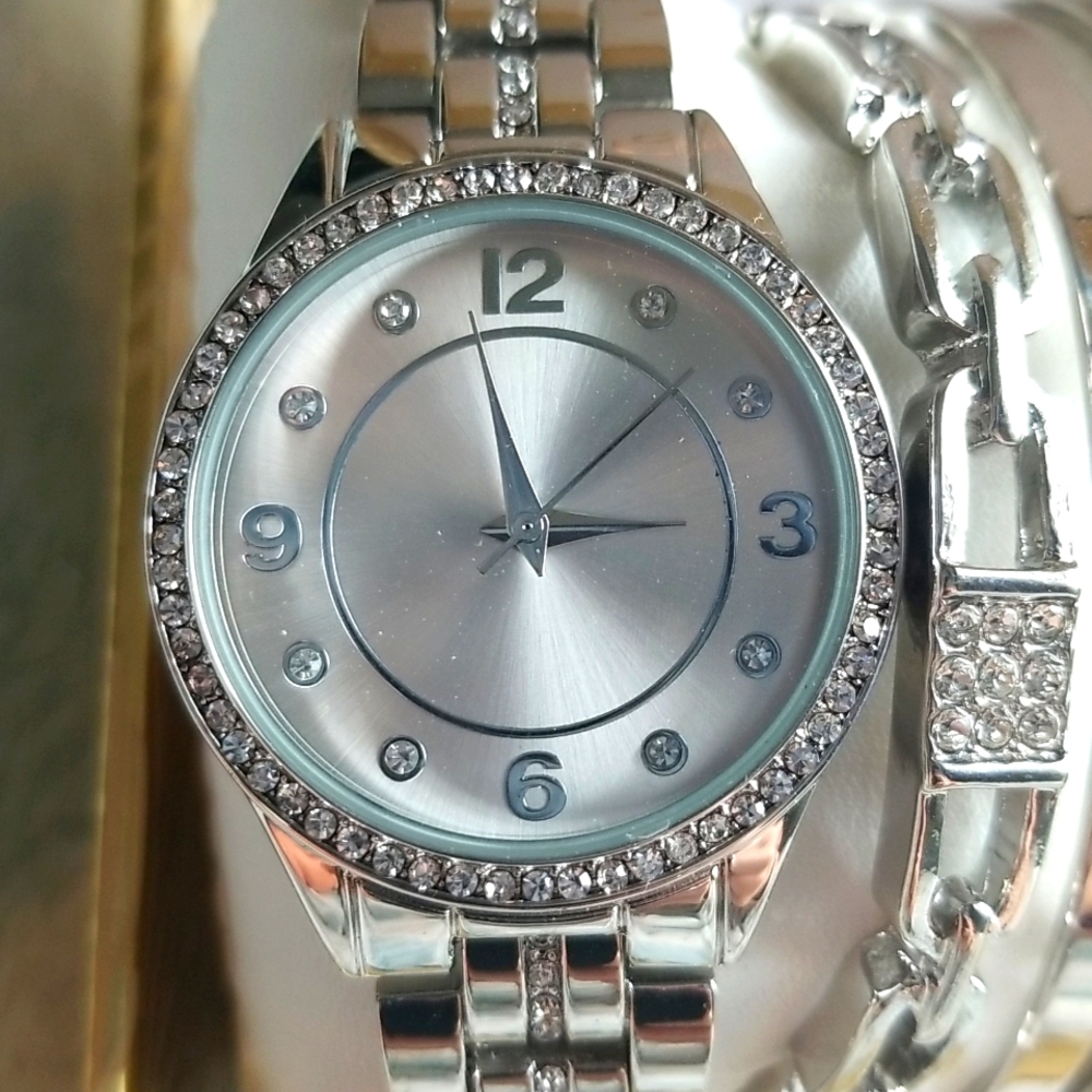 Folio Watch Gift Set - Picture 8 of 8